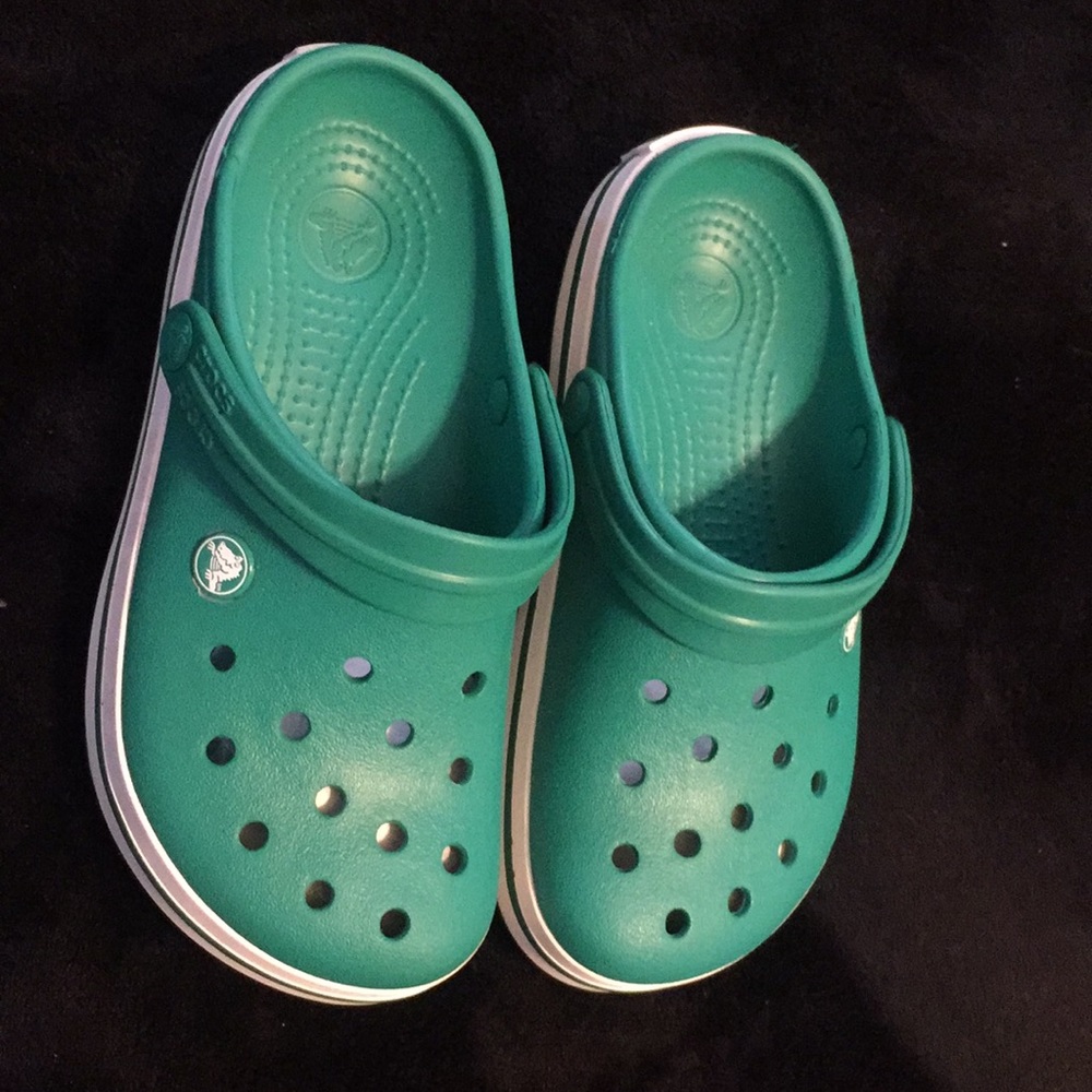 Thick bottom Green and white crocs